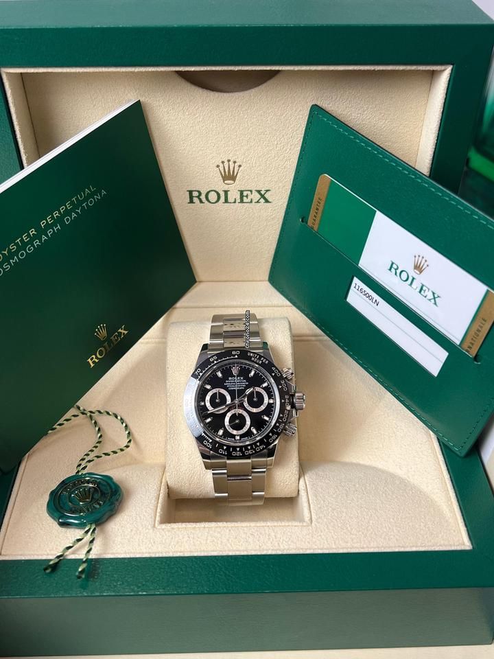 Rolex Cosmograph Daytona Stainless Steel Watch with Black Dial & Oyster Bracelet